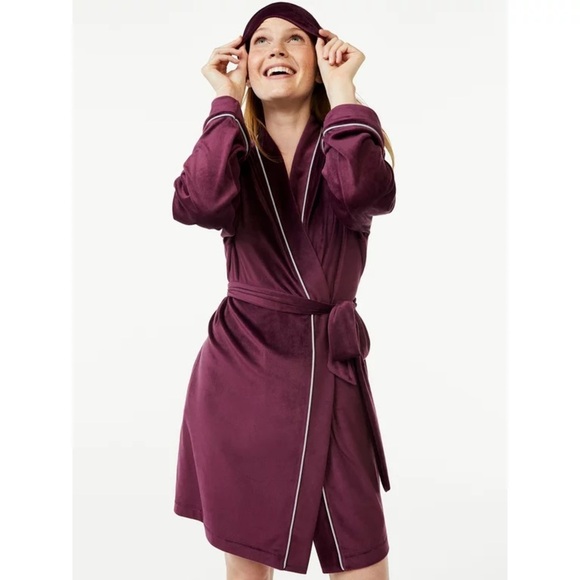 Women's Velour Knit Robe and Eye Mask Set, 2-Piece, Size M(8-10) - Picture 1 of 5